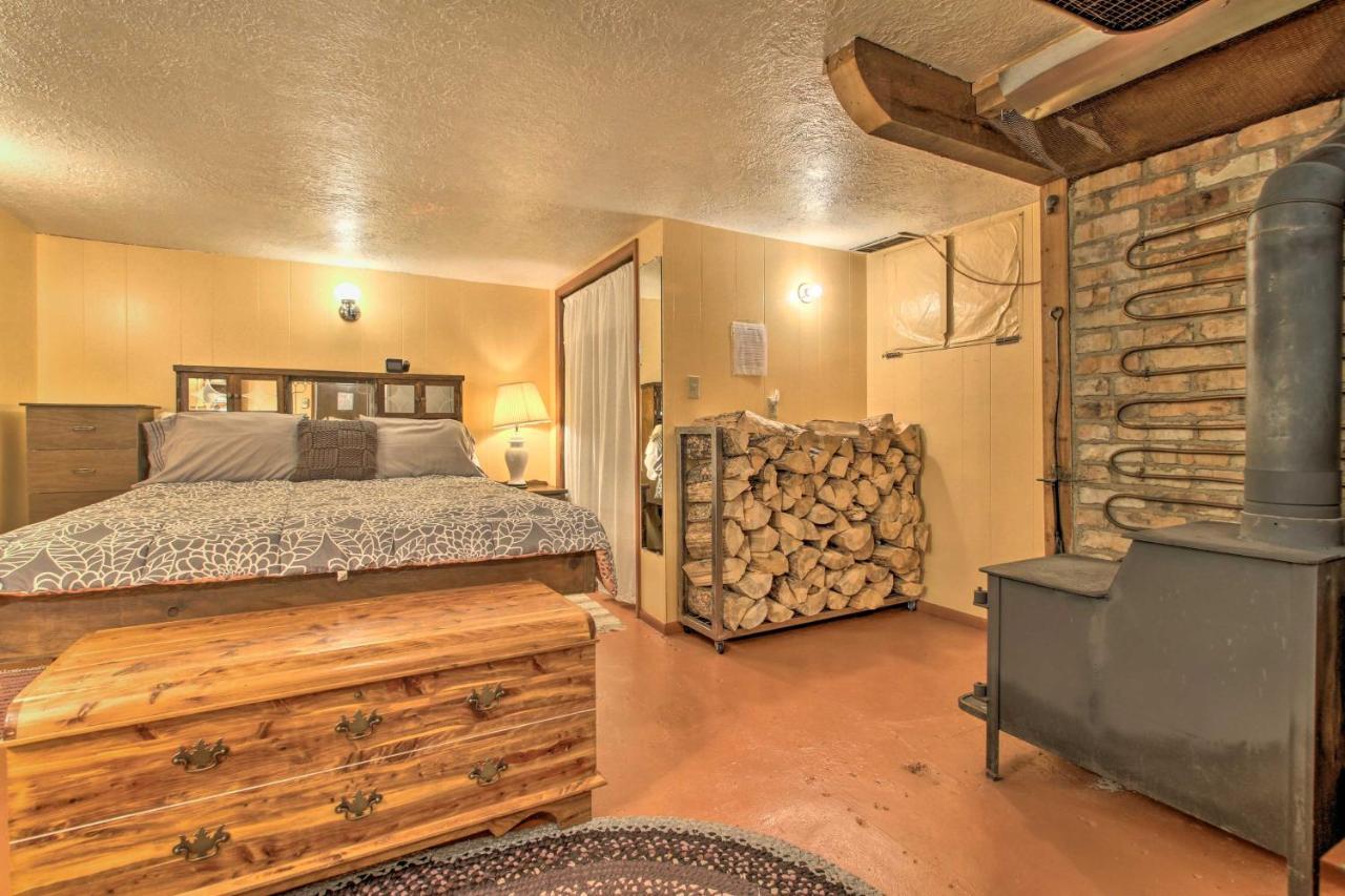 Cozy Home With Hot Tub Half Mi To Salmon River! Esterno foto