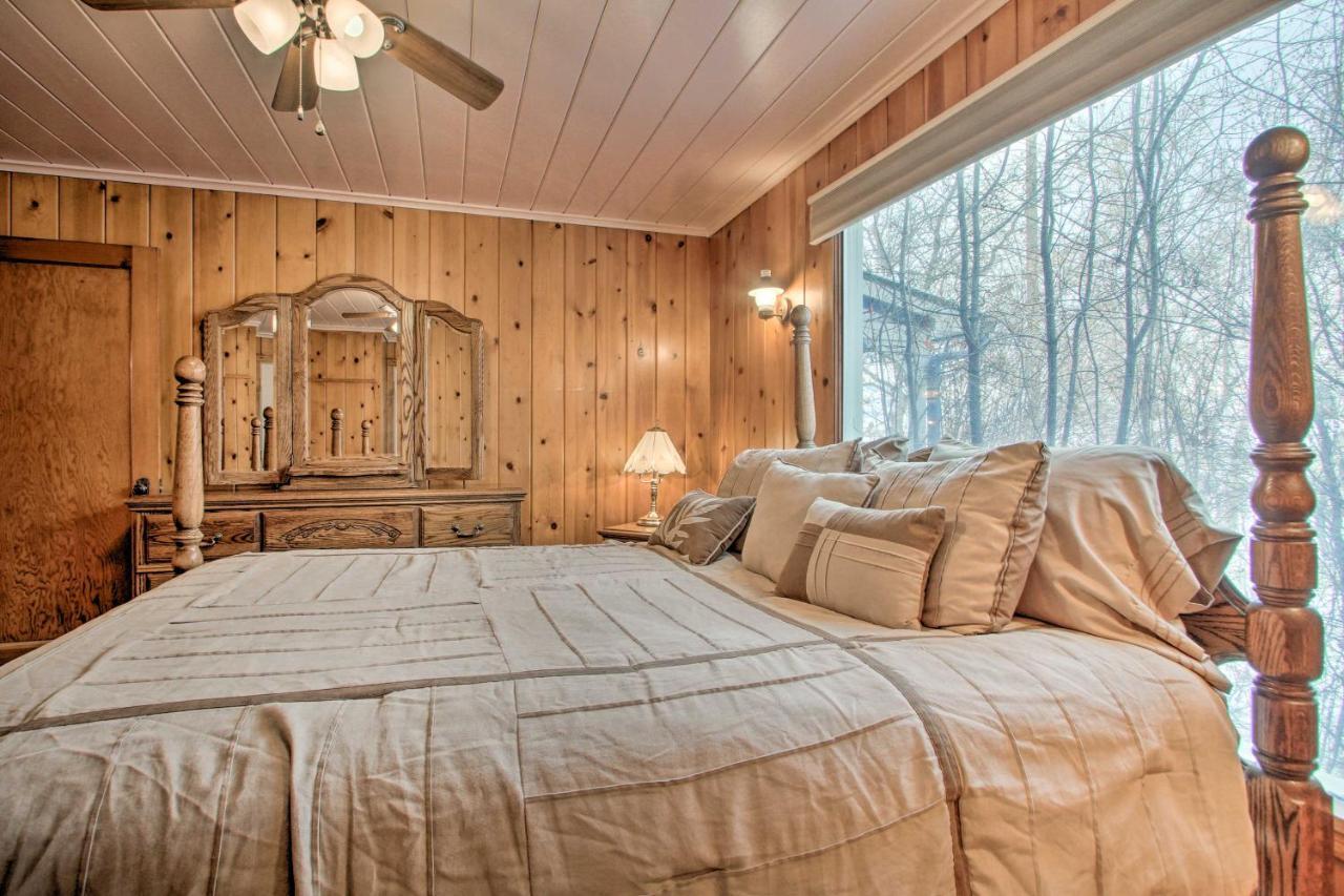Cozy Home With Hot Tub Half Mi To Salmon River! Esterno foto