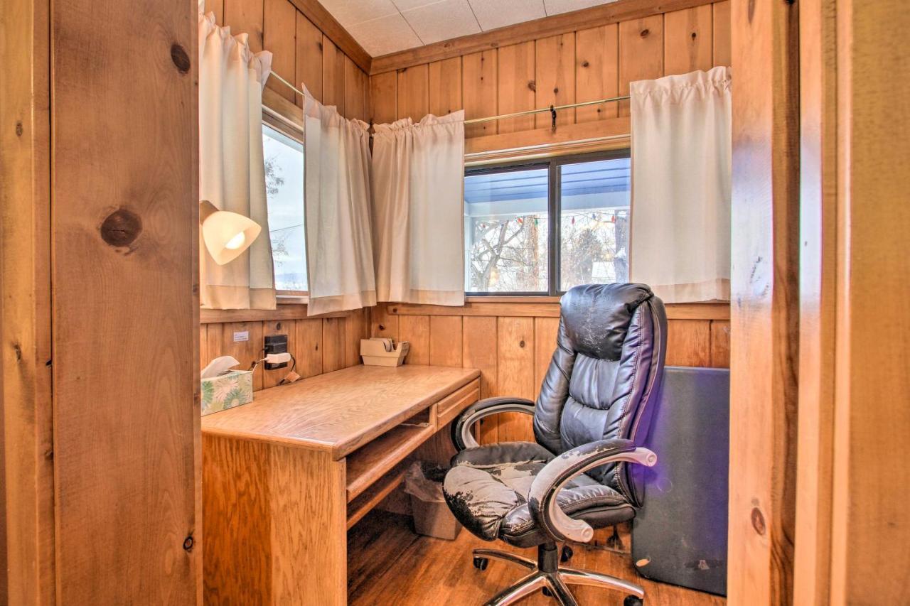 Cozy Home With Hot Tub Half Mi To Salmon River! Esterno foto