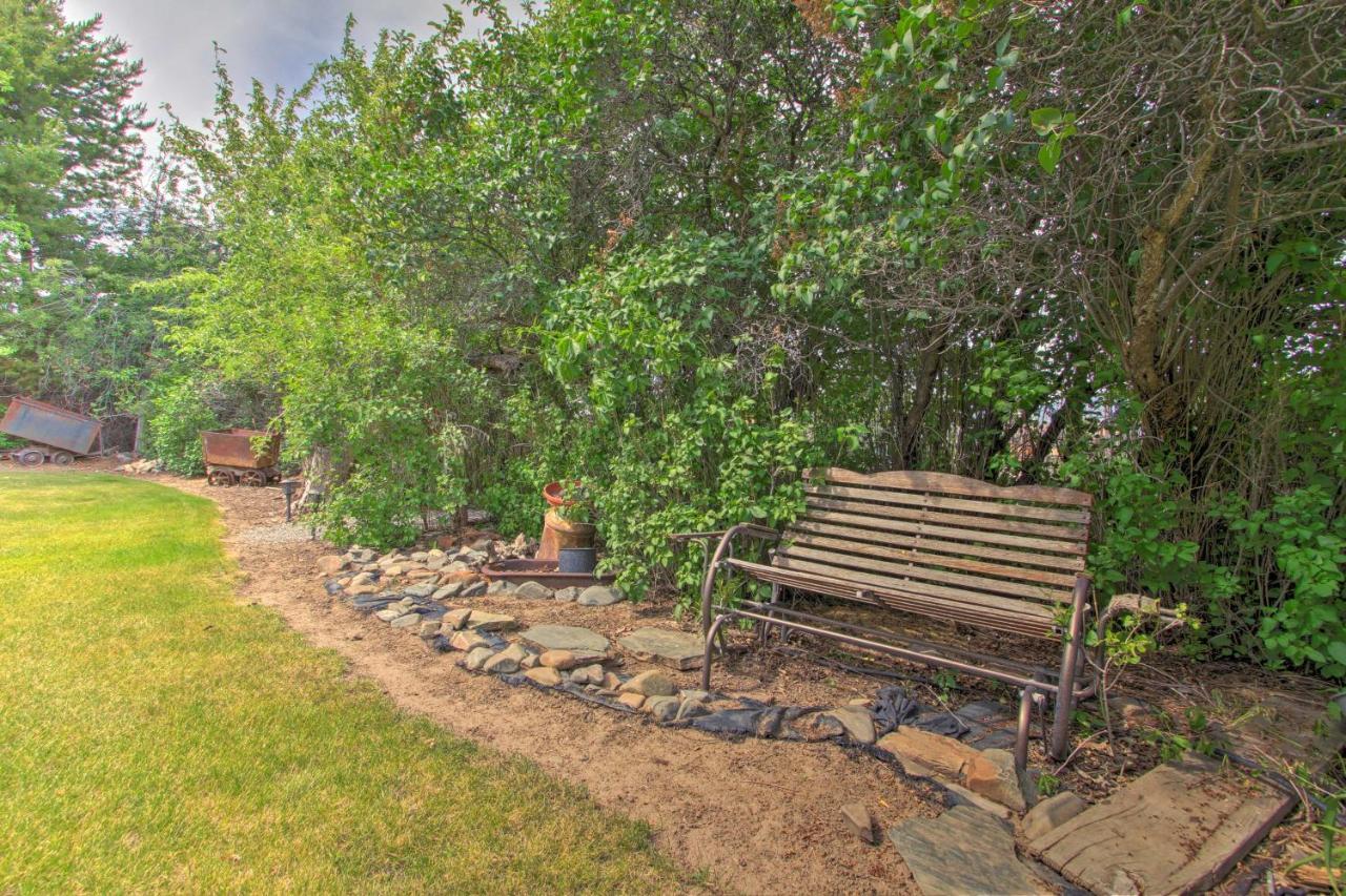 Cozy Home With Hot Tub Half Mi To Salmon River! Esterno foto